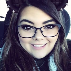 Meet your Posher, Francesca